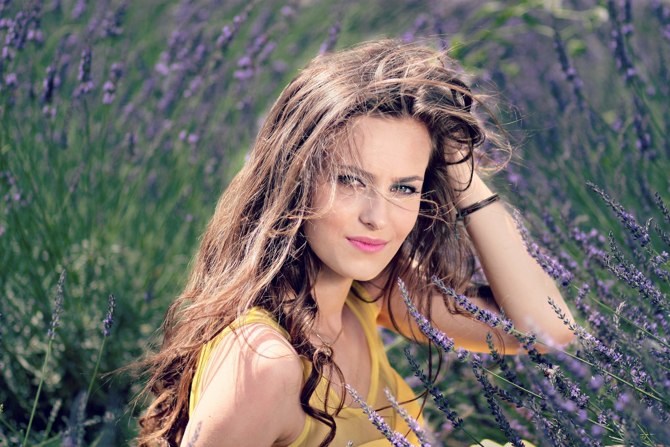 Tés e infusiones para cuidar tu cabello