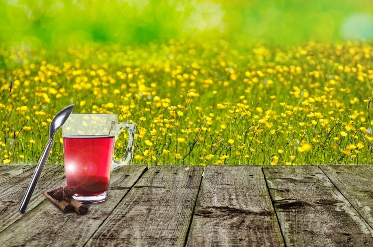 Si celebra l’arrivo della primavera con aromi di tè,